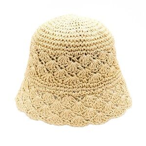 THE CROCHETTA SCALLOPED BUCKET HAT 
( IVORY )